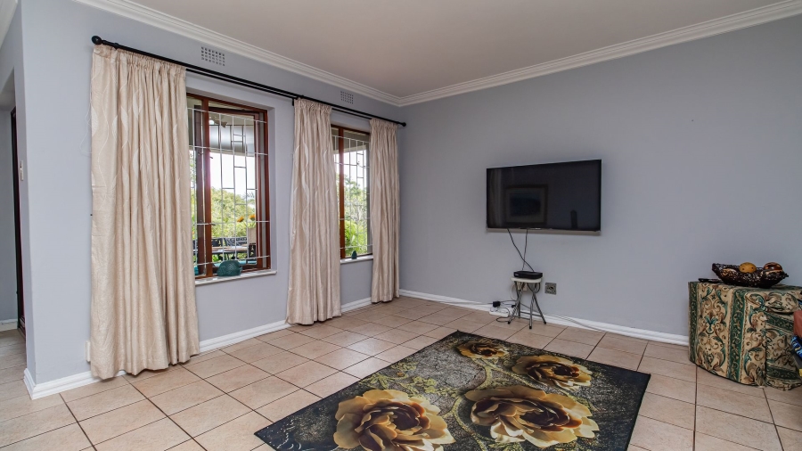 3 Bedroom Property for Sale in Castleton Western Cape